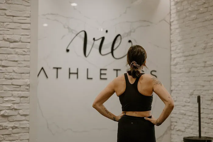 Vie Athletics Picture 5