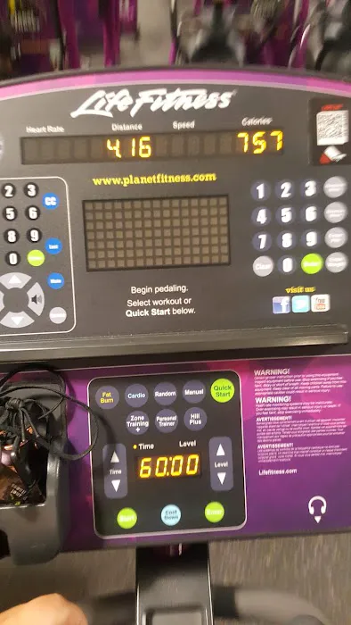 Planet Fitness Picture 5