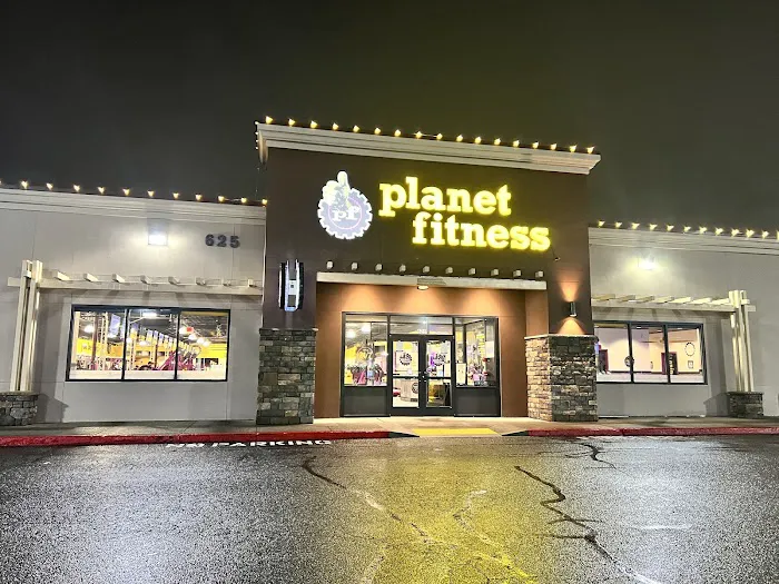 Planet Fitness Picture 9