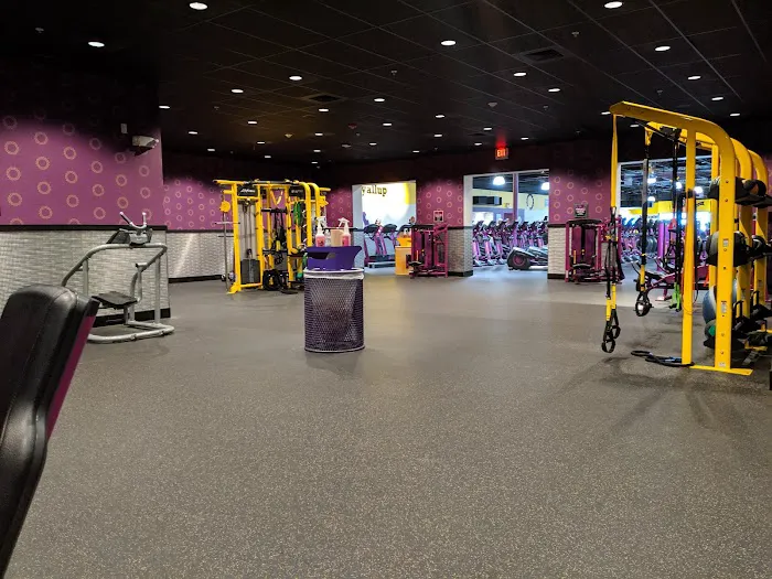 Planet Fitness Picture 3