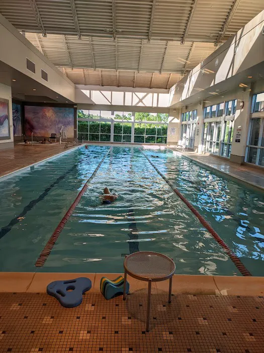 LA Fitness Picture 9