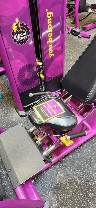 Planet Fitness Picture 7