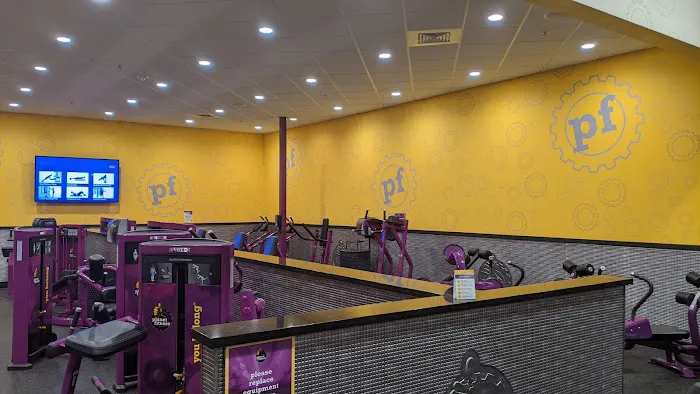 Planet Fitness Picture 10