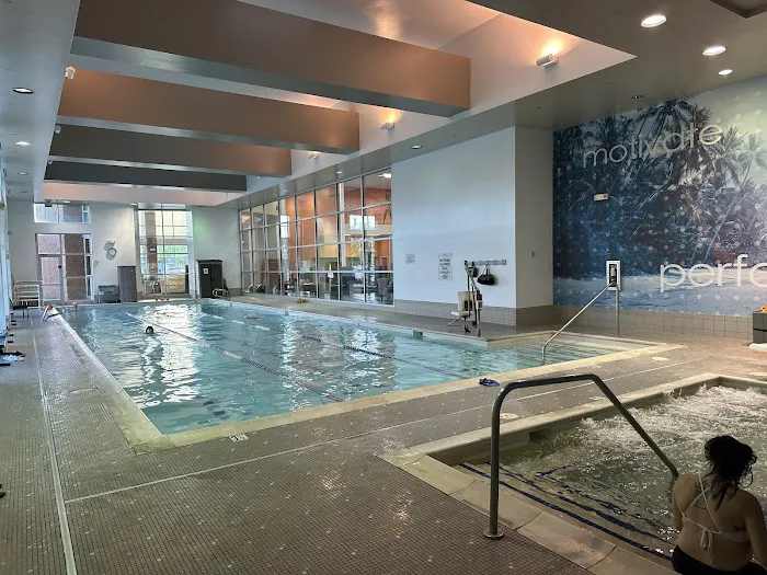 LA Fitness Picture 10