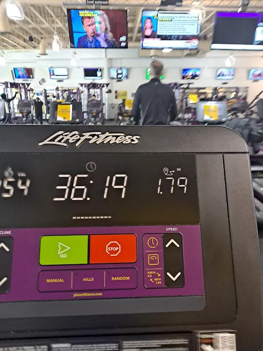 Planet Fitness Picture 3
