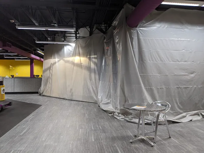 Planet Fitness Picture 2