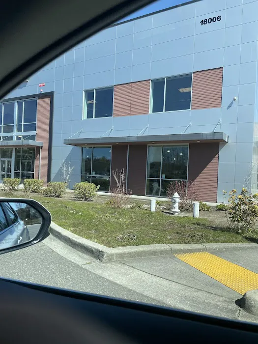 24 Hour Fitness Picture 8