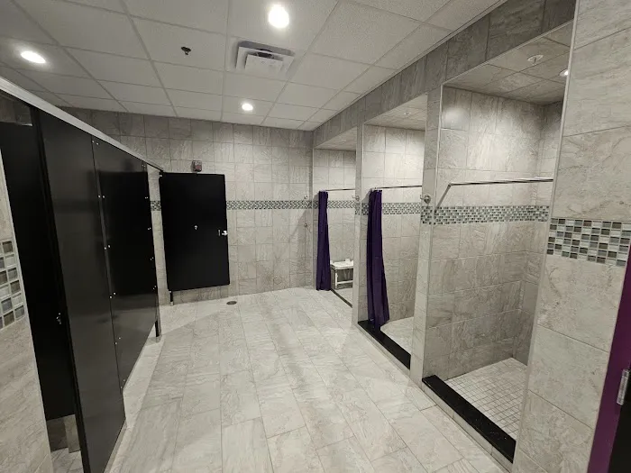 Planet Fitness Picture 2