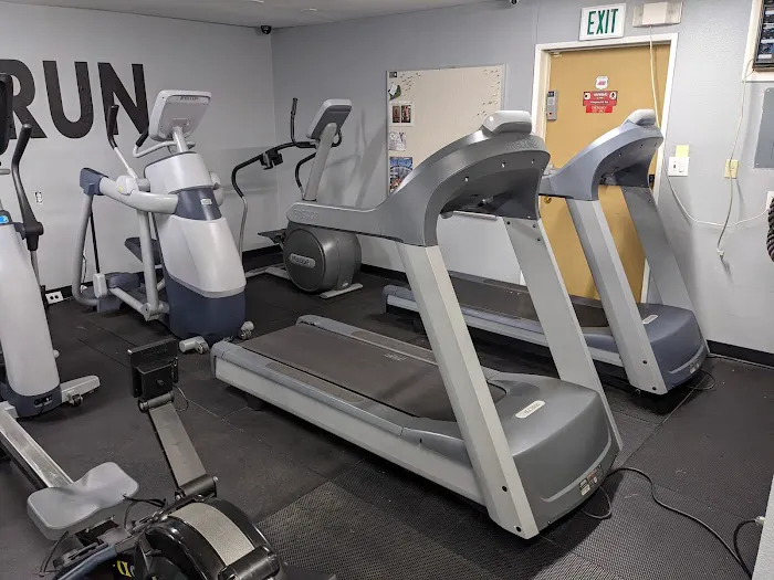 J B Fitness Gym 24 Hour Access Picture 4