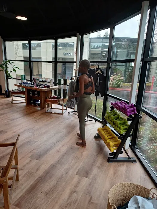 Wise Studios Yoga and Cycle Picture 3