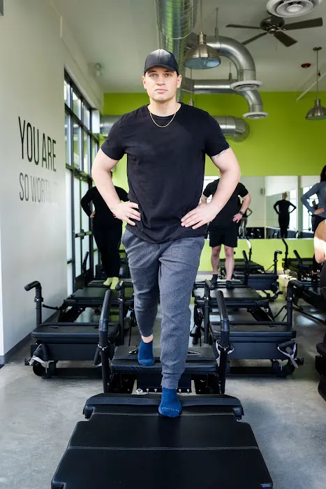 Cut + Flow Studio Picture 10