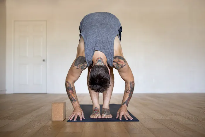 Twist Yoga - Richmond Beach Picture 4