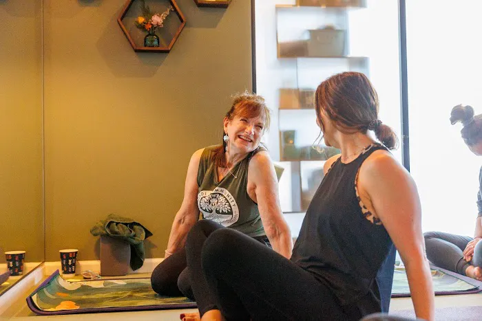 Bindi Community Yoga Picture 3