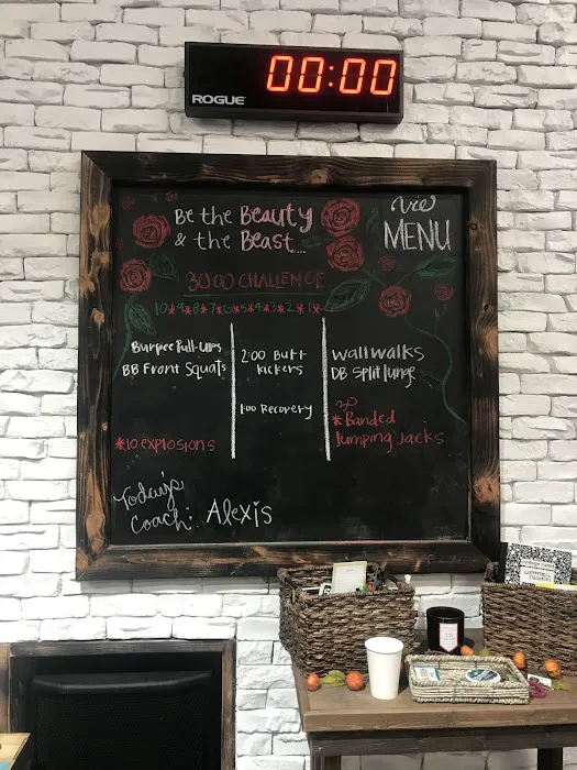 Vie Athletics Picture 4