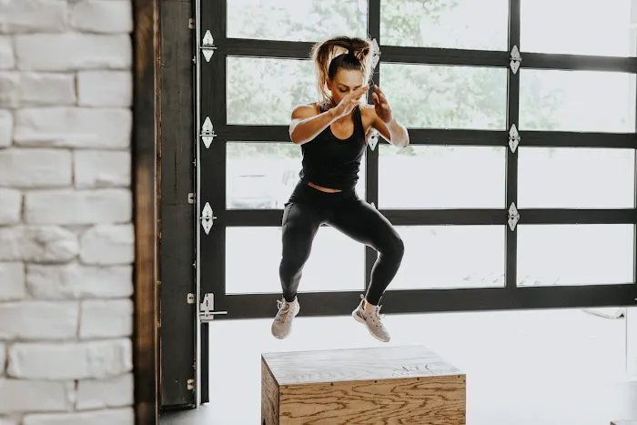 Vie Athletics Picture 9