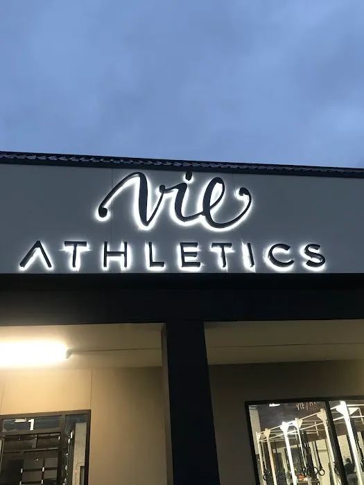 Vie Athletics Picture 7