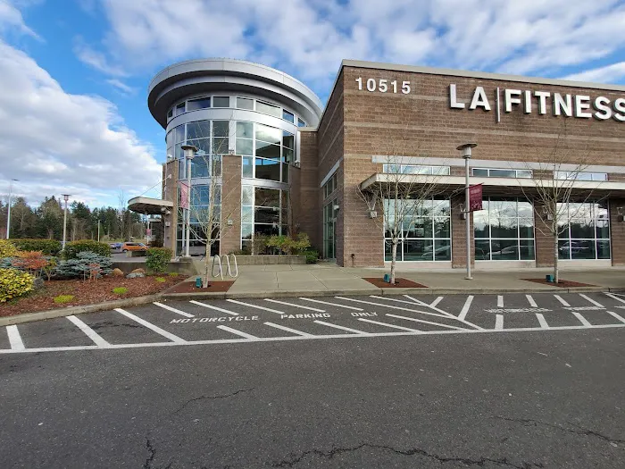 LA Fitness Picture 4