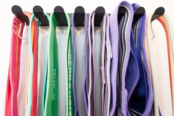 Elevar Pole & Fitness Picture 6