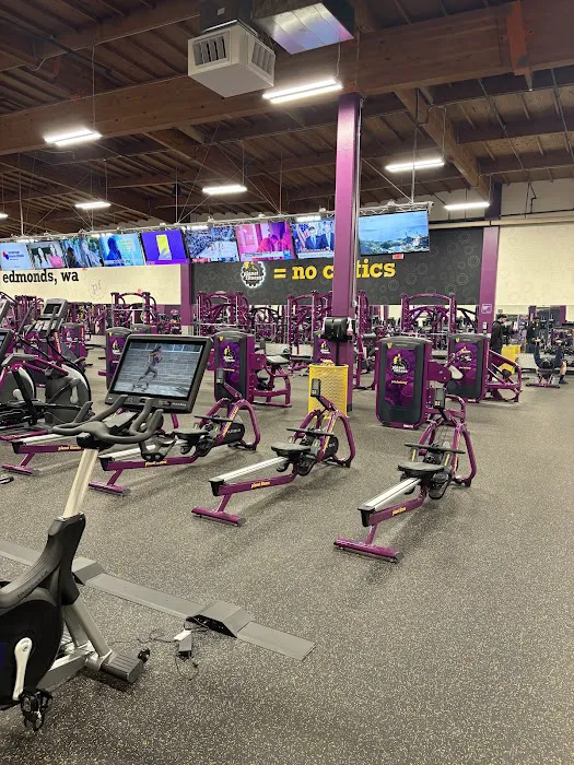 Planet Fitness Picture 7
