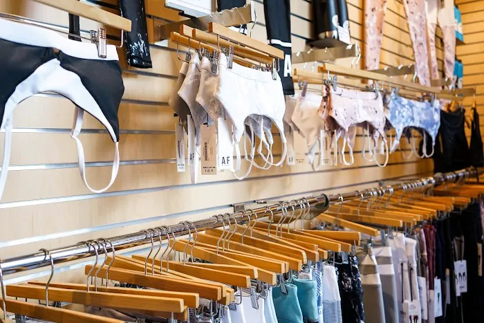 Hot Yoga Inc. - Mill Creek Picture 1