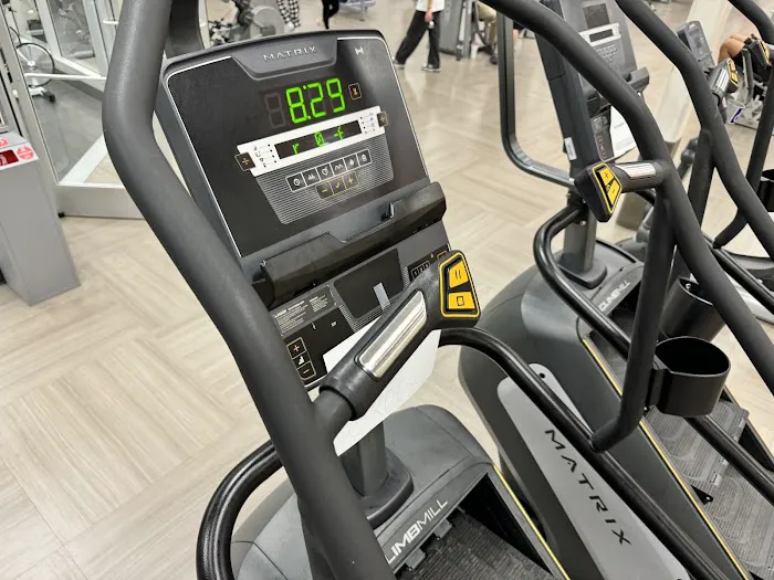 LA Fitness Picture 2