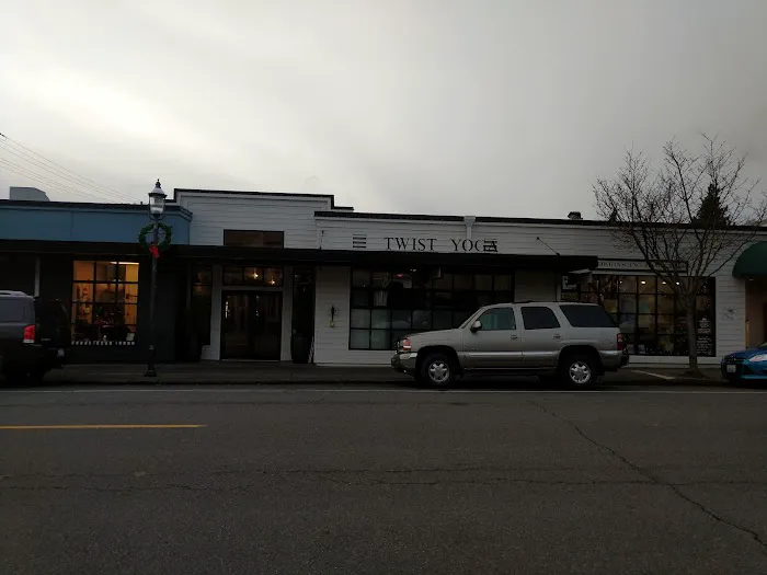 Twist Yoga - Edmonds Picture 6