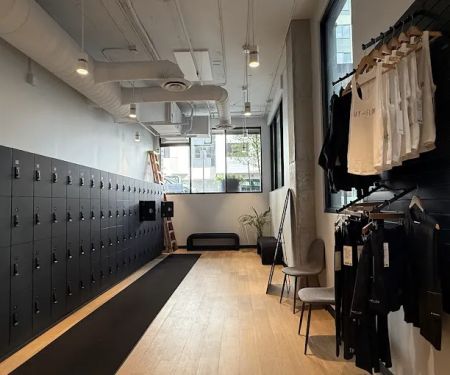 Cut + Flow Studio Lynnwood