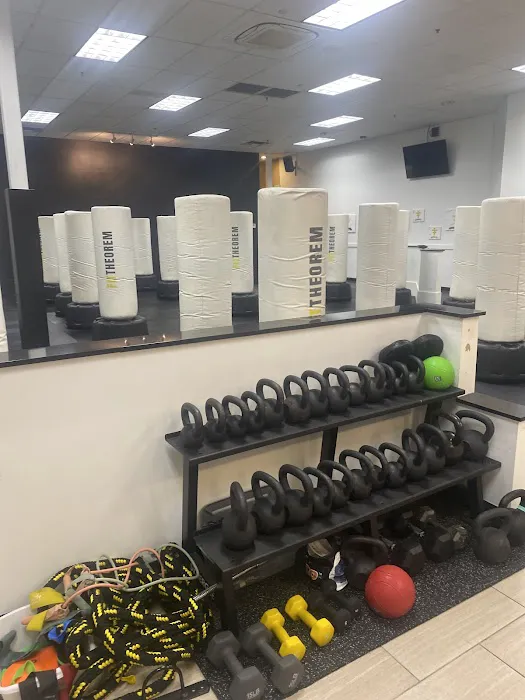 FitTheorem - Lynnwood Picture 7