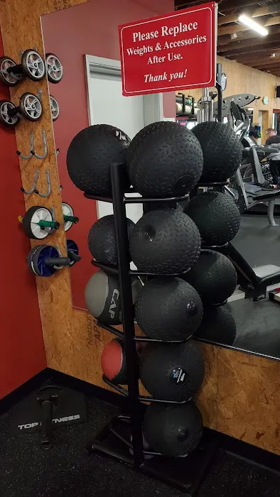 Super Fit - 24-Hour Open Gym Picture 9