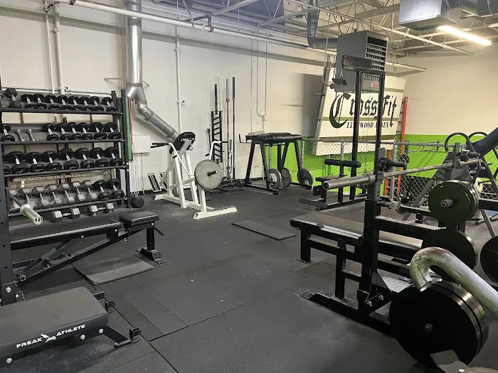 Lynnwood CrossFit Local's Gym Picture 4