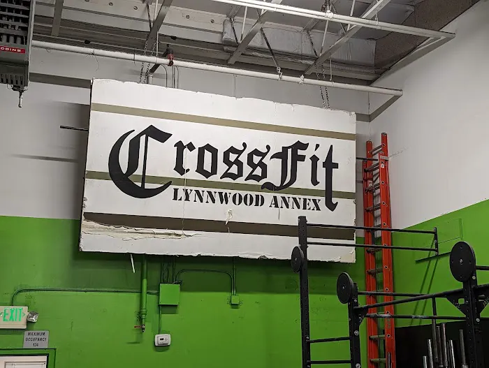 Lynnwood CrossFit Local's Gym Picture 6