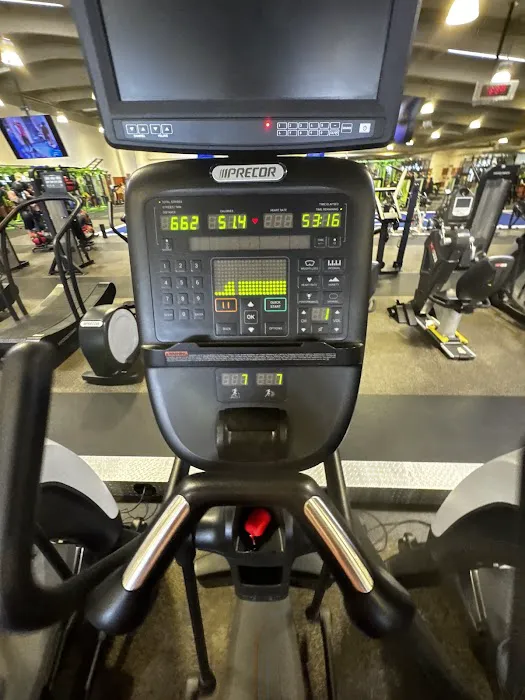 LA Fitness Picture 5