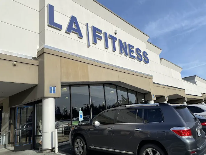 LA Fitness Picture 1