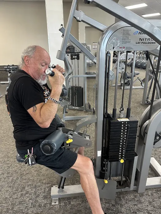 LA Fitness Picture 9