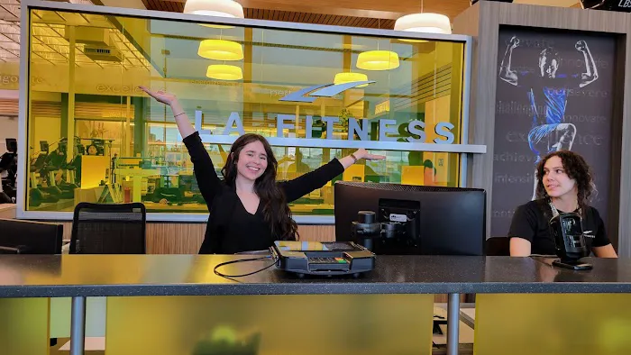 LA Fitness Picture 1