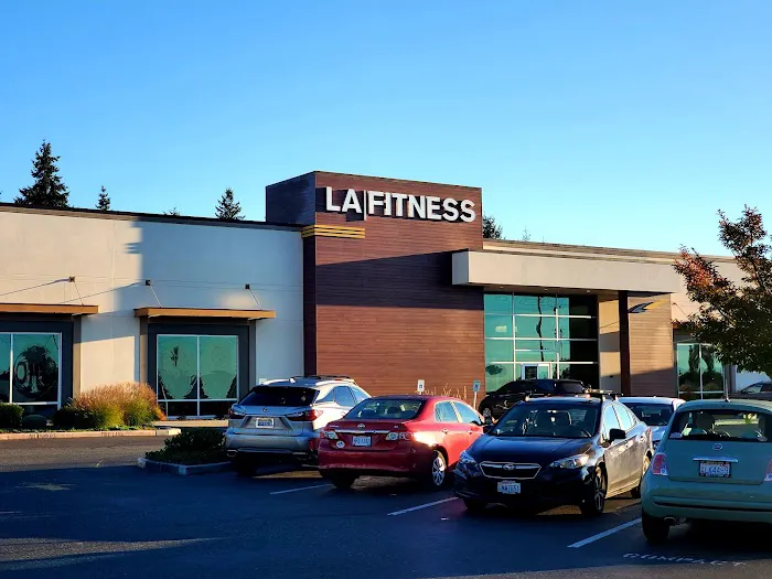 LA Fitness Picture 5