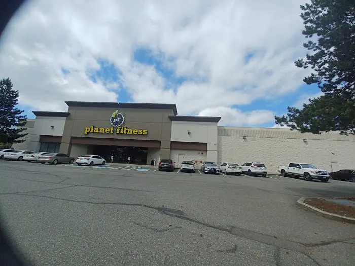 Planet Fitness Picture 6