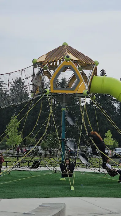 Sprinker Outdoor Fitness Court Picture 5