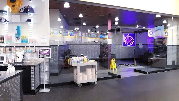 Planet Fitness Picture 2