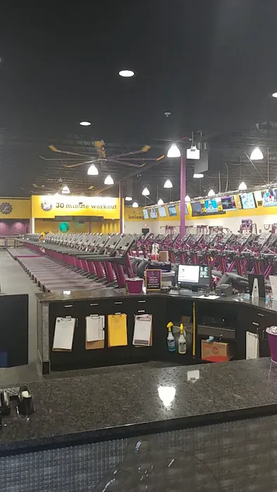 Planet Fitness Picture 6