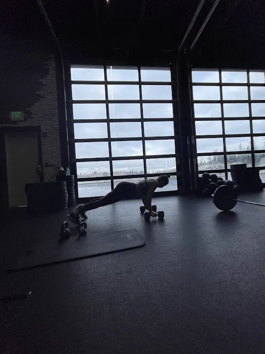 Vie Athletics Picture 2