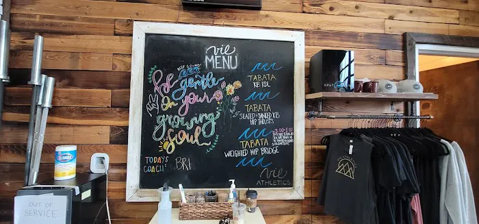 Vie Athletics Picture 6