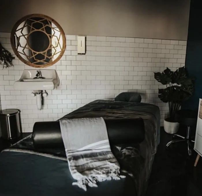 Get Hot Yoga Picture 2