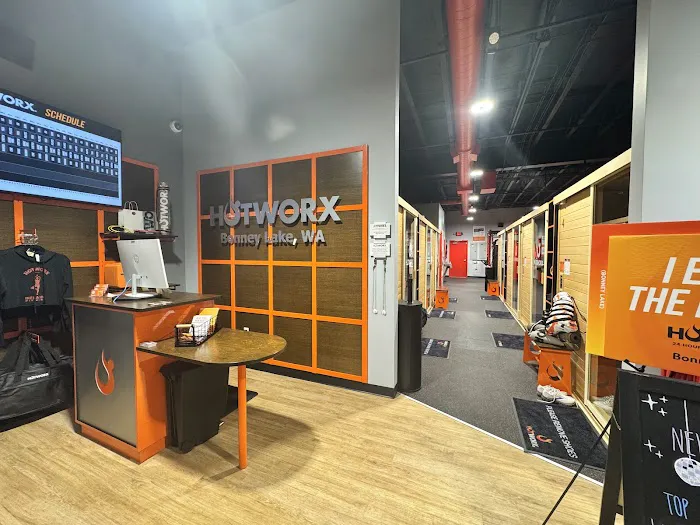 HOTWORX - Bonney Lake, WA Picture 9