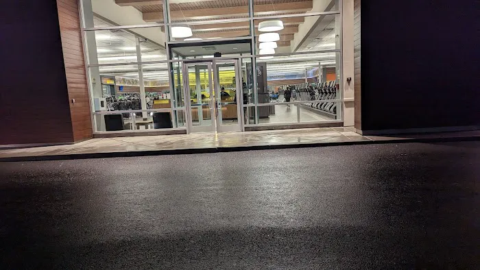 LA Fitness Picture 8