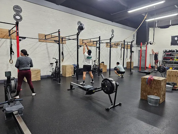 CrossFit 253/No Limits Fitness Picture 5