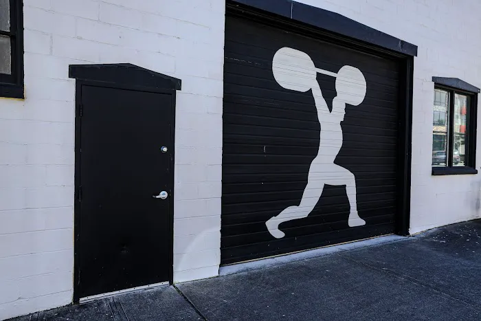 CrossFit Advantage: Downtown Everett Picture 3