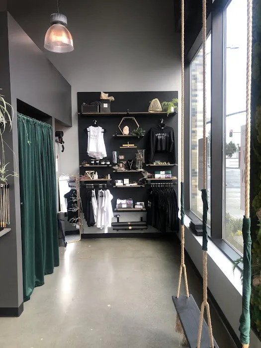 Urban Yogis - Yoga in Everett, WA Picture 3