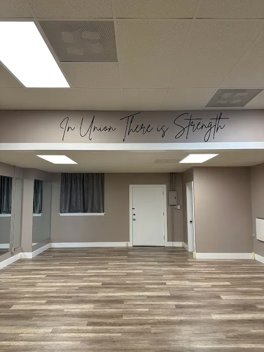 Union Yoga Co. Picture 6