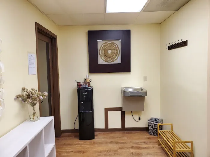 Hot Yoga Now - Lakewood Picture 9